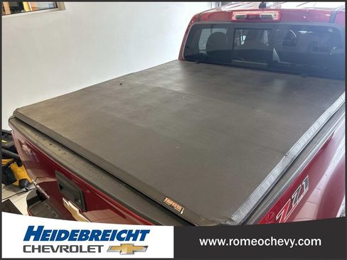 Used 2016 Chevrolet Colorado Z71 AWD/4WD image 34