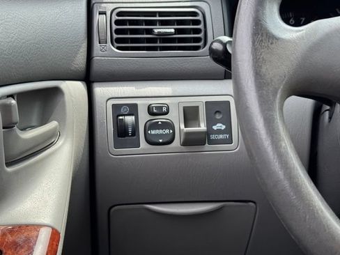 Used 2007 Toyota Corolla LE FWD image 27
