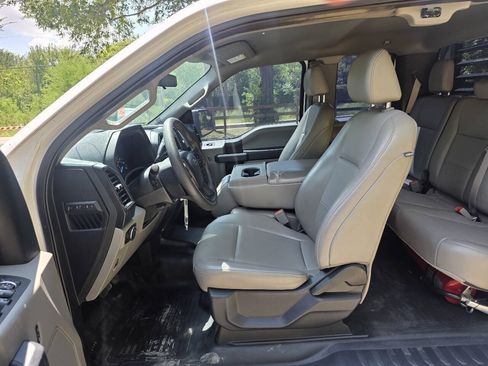 Used 2020 Ford F150 XL w/ Equipment Group 101A Mid RWD image 11