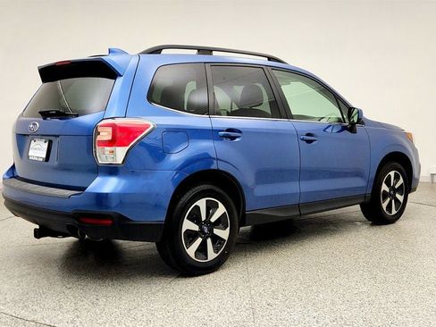 Used 2017 Subaru Forester 2.5i Limited w/ Popular Package #2 AWD/4WD image 5