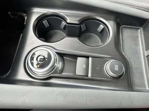 Used 2025 Ford Explorer Active image 27