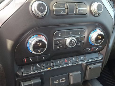 Used 2020 GMC Sierra 1500 Elevation w/ Elevation Value Package image 16