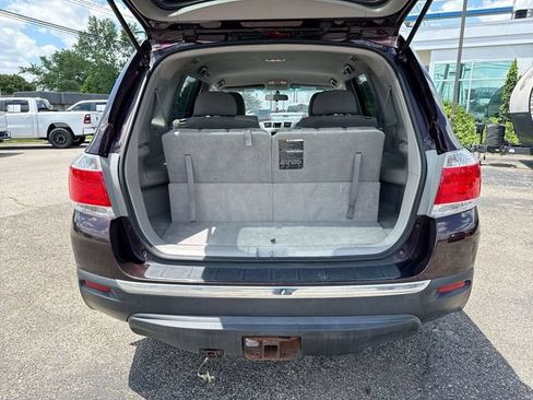 Used 2012 Toyota Highlander 4WD w/ Tech Pkg image 24