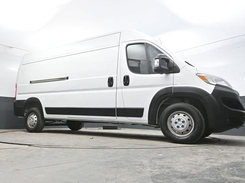 Used 2023 RAM ProMaster 2500 image 28