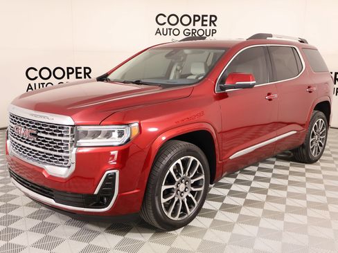 Used 2022 GMC Acadia Denali w/ Trailering Package FWD image 11