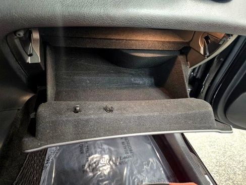 Used 2019 Mercedes-Benz GLC 63 AMG AMG GLC 63 4MATIC+ SUV image 23