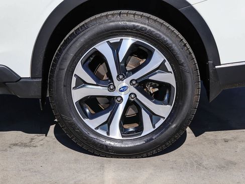 Used 2020 Subaru Outback Limited XT AWD/4WD image 11