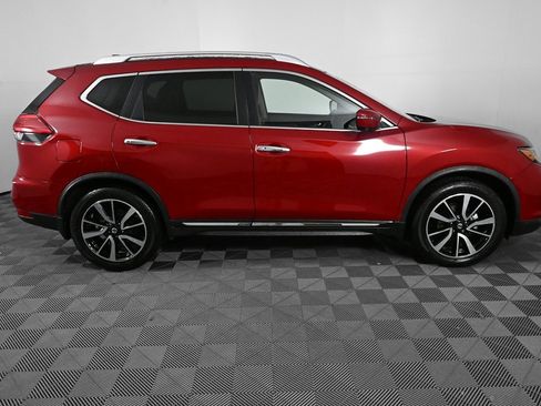 Used 2017 Nissan Rogue SL w/ SL Premium Package image 25