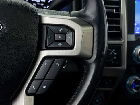 Used 2020 Ford F250 Platinum w/ FX4 Off-Road Package image 32