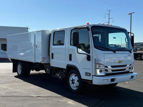 New 2024 Chevrolet Low Cab Forward image 3