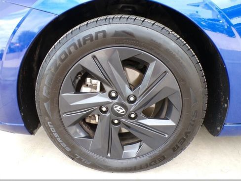 Used 2021 Hyundai Elantra SEL FWD image 35