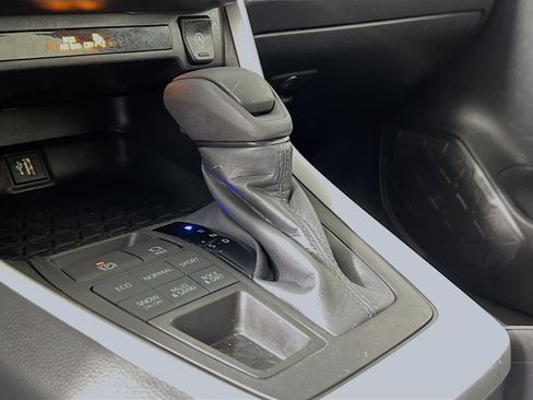 Used 2023 Toyota RAV4 LE image 24