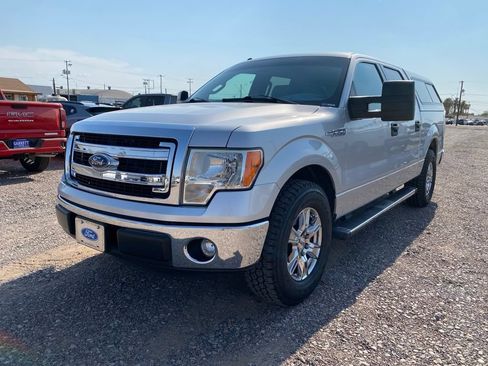 Used 2014 Ford F150 XLT w/ Trailer Tow Package RWD image 2