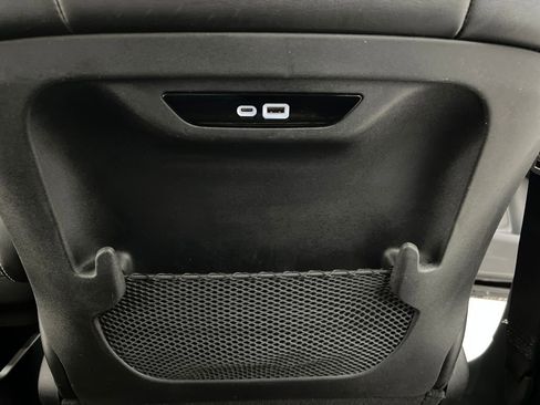 Used 2025 Chrysler Pacifica Limited image 27