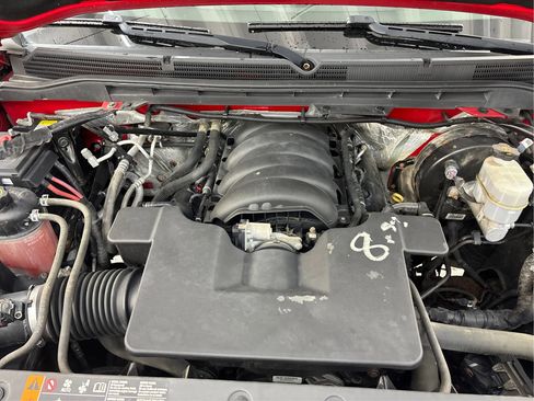 Used 2018 GMC Sierra 1500 SLE w/ SLE Value Package AWD/4WD image 28