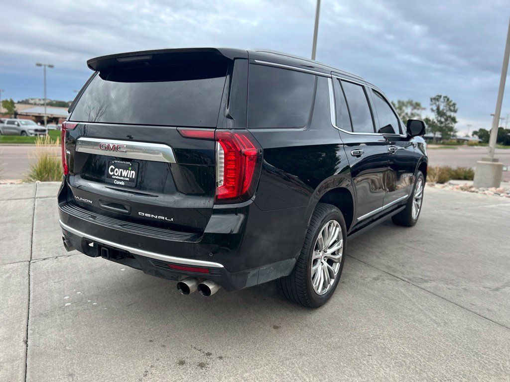 Used 2021 GMC Yukon Denali w/ Denali Ultimate Package AWD/4WD image 9