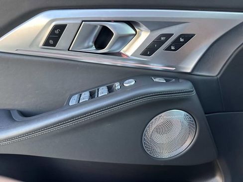 Used 2023 BMW XM w/ M Driver's Package image 18