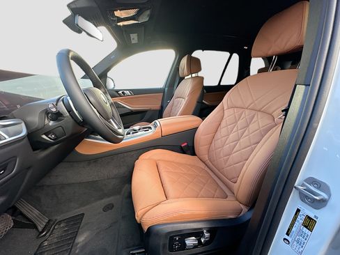 New 2026 BMW X5 sDrive40i w/ Premium Package RWD image 14