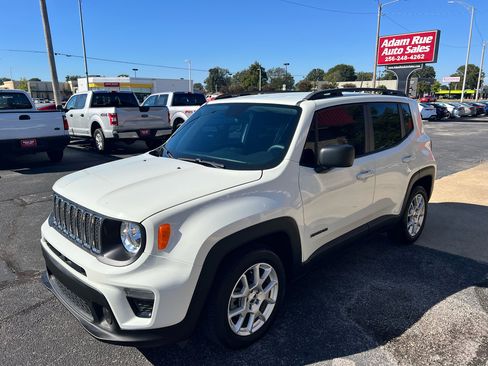 Used 2020 Jeep Renegade Sport w/ Sport Appearance Group image 4
