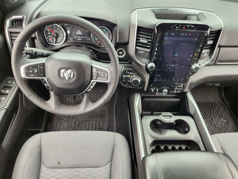 Used 2025 RAM 1500 Lone Star image 26