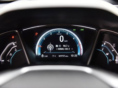 Used 2018 Honda Civic EX image 11