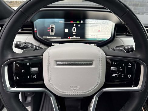 Used 2023 Land Rover Range Rover Sport SE image 27