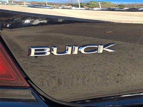 Used 2017 Buick Regal Premium w/ Driver Confidence Package #1 image 30