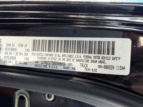 Used 2011 RAM 1500 Big Horn RWD image 16
