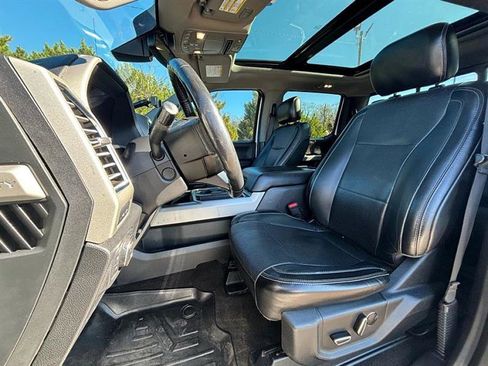 Used 2017 Ford F250 Lariat w/ Lariat Ultimate Package image 34