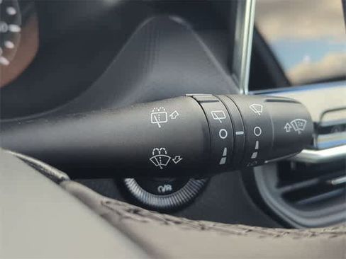 New 2026 Jeep Compass Limited image 25