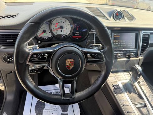 Used 2015 Porsche Macan S w/ Premium Package Plus AWD/4WD image 16