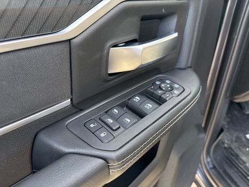 New 2025 RAM 2500 Big Horn AWD/4WD image 22