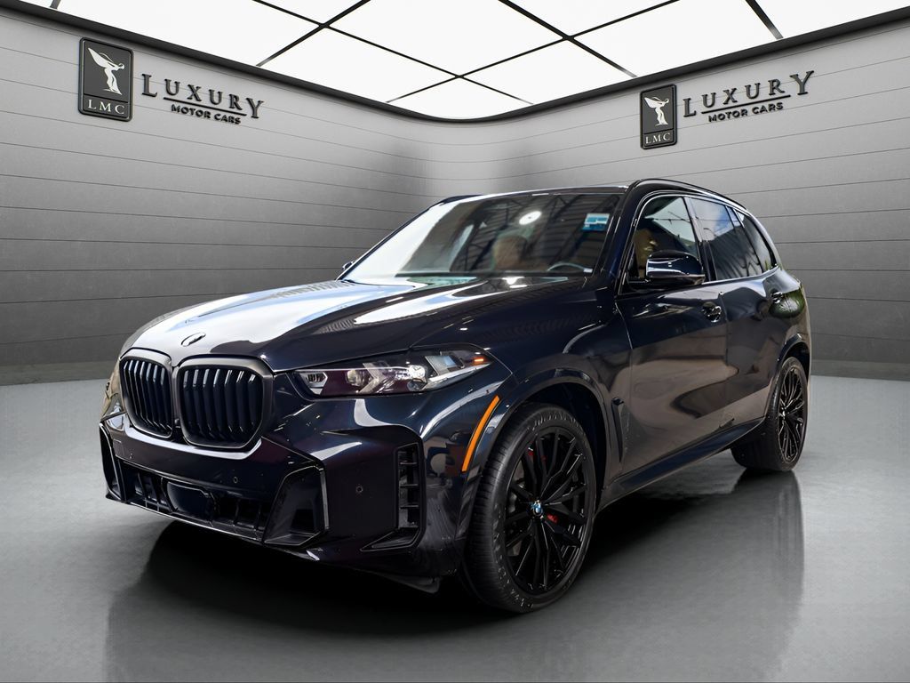 Used 2024 BMW X5 xDrive40i w/ M Sport Package AWD/4WD image 4