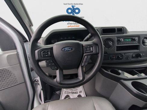 Used 2024 Ford E-450 and Econoline 450 Super Duty w/ Power Windows & Locks Group image 14