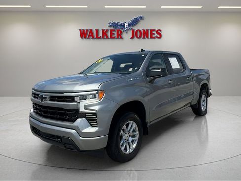 Used 2026 Chevrolet Silverado 1500 RST AWD/4WD image 3