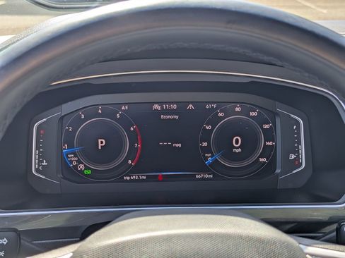 Used 2022 Volkswagen Tiguan SEL R-Line AWD/4WD image 15