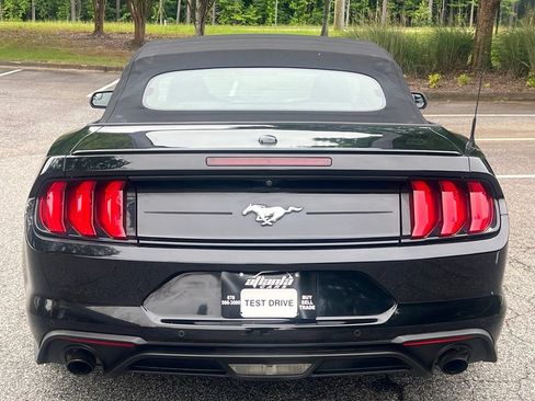 Used 2020 Ford Mustang Premium RWD image 4