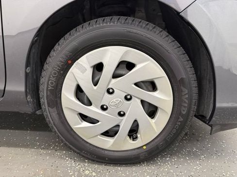 Used 2016 Toyota Prius C Two FWD image 22