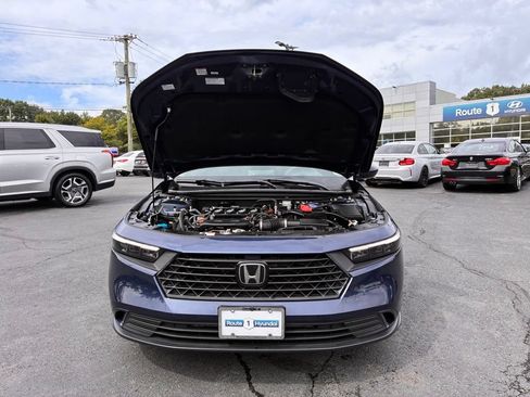 Used 2024 Honda Accord EX image 10