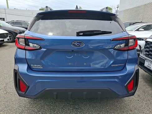 Used 2024 Subaru Crosstrek 2.0i Premium AWD/4WD image 5