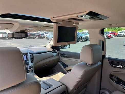 Used 2020 GMC Yukon SLT w/ Open Road Package AWD/4WD image 6