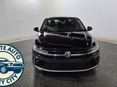 Used 2025 Volkswagen Jetta SE