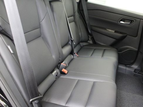 New 2026 Nissan Rogue SV image 20