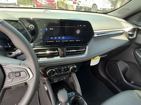 New 2026 Chevrolet TrailBlazer ACTIV w/ Convenience Package FWD image 23