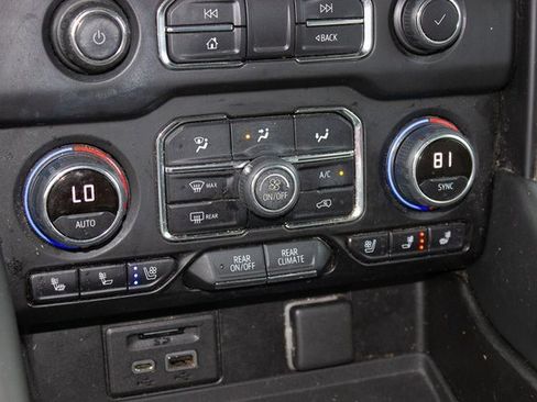 Used 2021 Chevrolet Tahoe High Country image 33