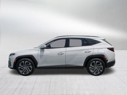 New 2026 Hyundai Tucson Limited FWD image 3