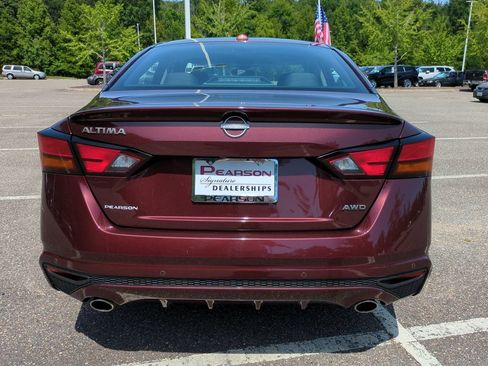 Used 2025 Nissan Altima 2.5 SV w/ SV Special Edition Package AWD/4WD image 5