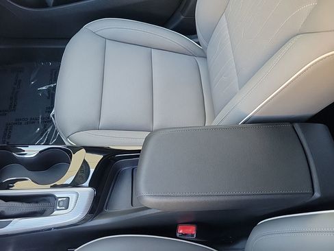 New 2026 Buick Envista Avenir image 18