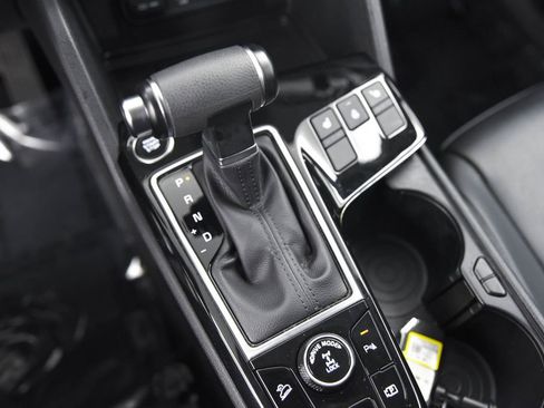 Used 2023 Kia Sportage EX image 23