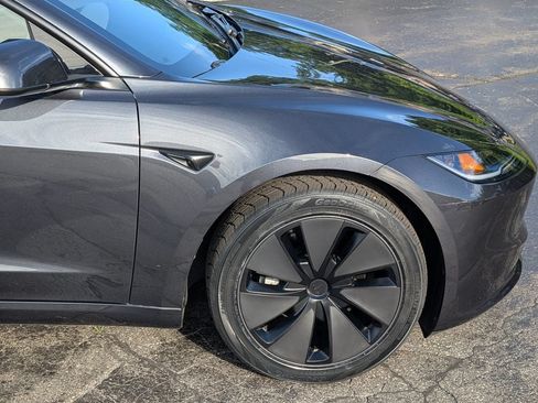 Used 2024 Tesla Model 3 Long Range RWD image 10